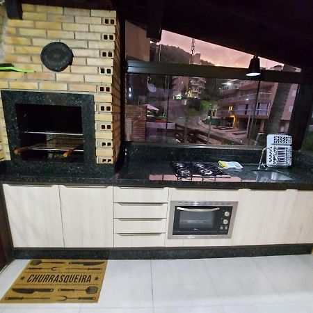 Apartamento 12 - Bombinhas - 200 Metros Da Praia Экстерьер фото