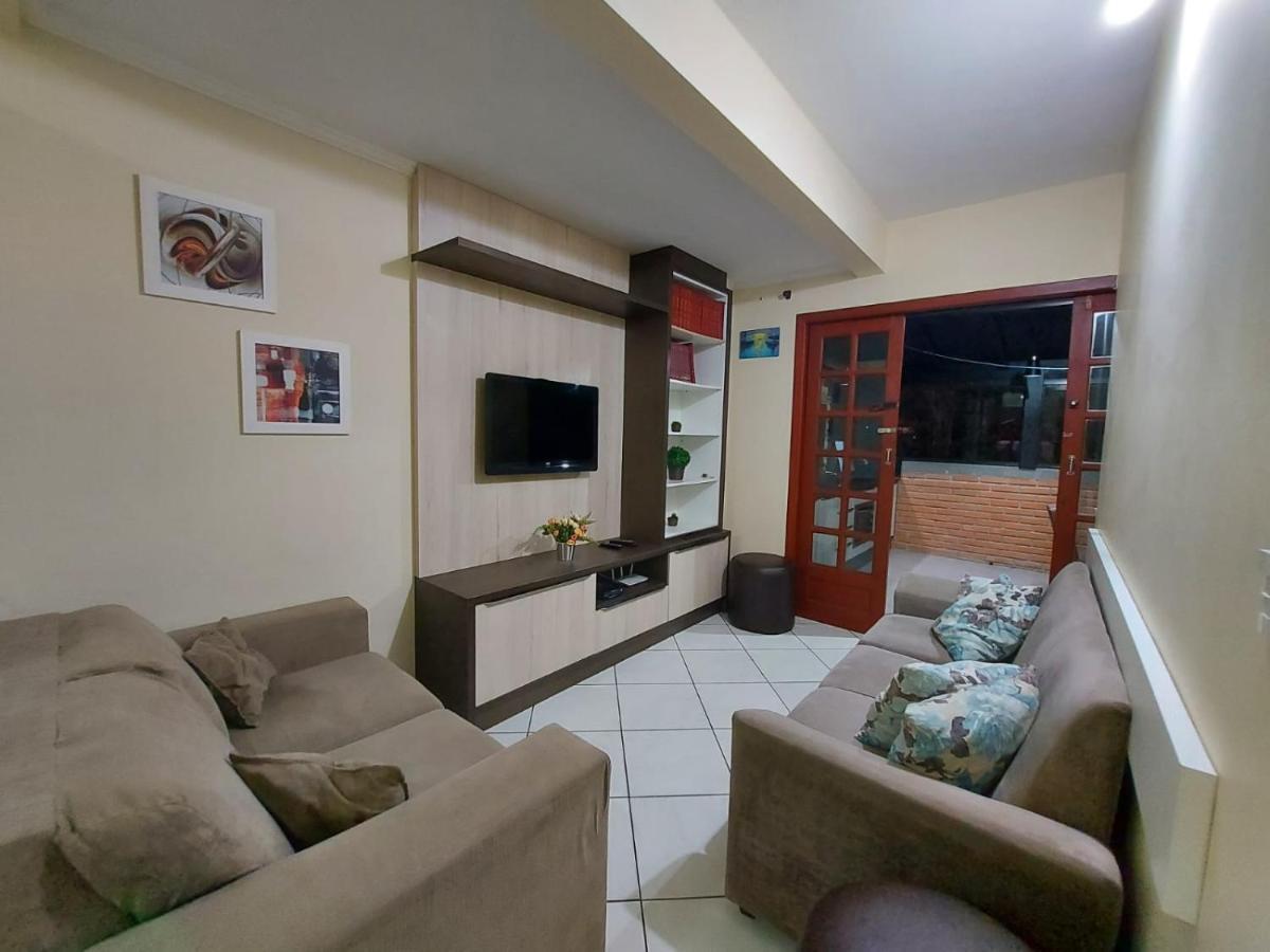 Apartamento 12 - Bombinhas - 200 Metros Da Praia Экстерьер фото