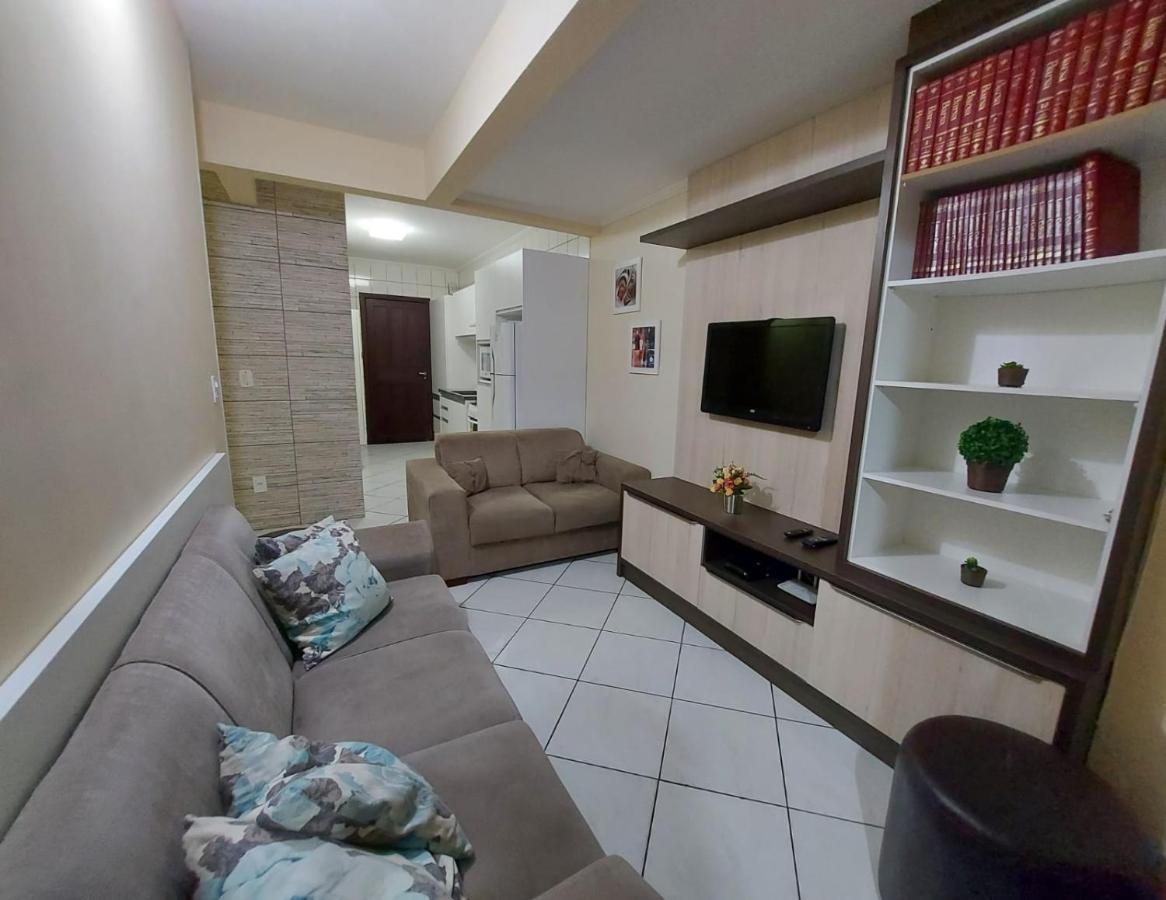 Apartamento 12 - Bombinhas - 200 Metros Da Praia Экстерьер фото