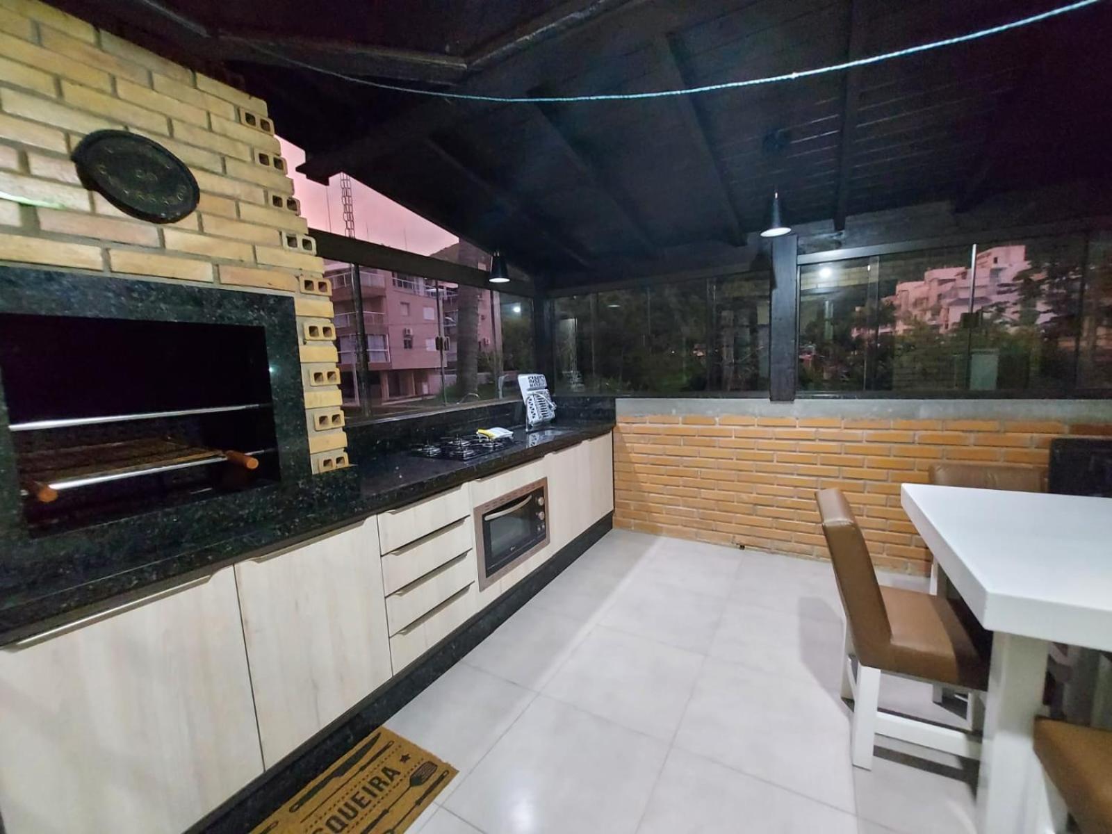 Apartamento 12 - Bombinhas - 200 Metros Da Praia Экстерьер фото