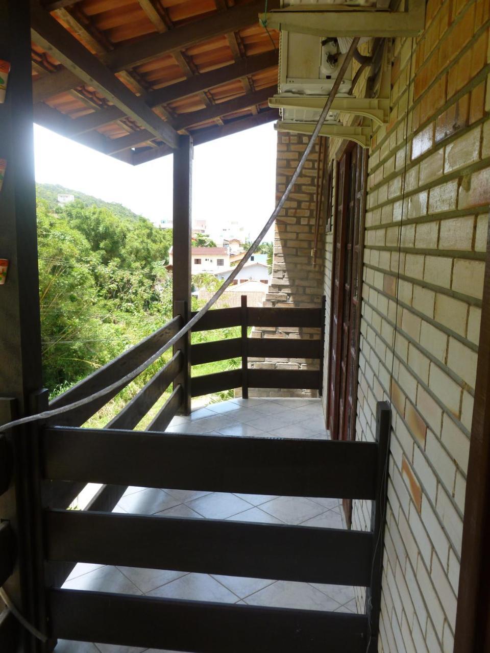Apartamento 12 - Bombinhas - 200 Metros Da Praia Экстерьер фото