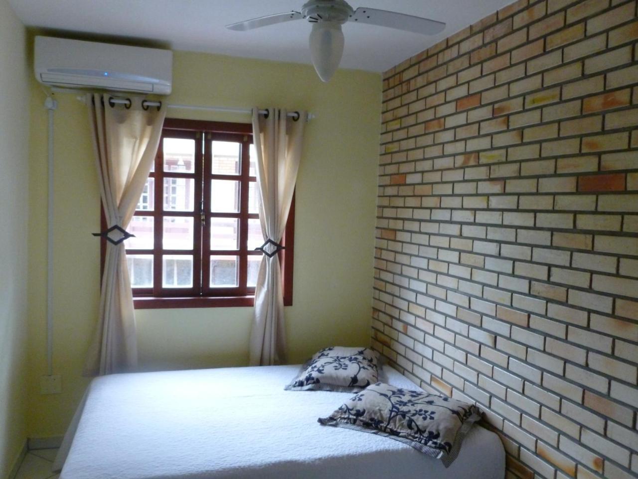 Apartamento 12 - Bombinhas - 200 Metros Da Praia Экстерьер фото